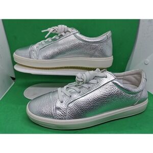 Ecco Women's Soft 7 Sneaker Size 8-8.5/ 39 Metallic Silver Leather Low Top Lace